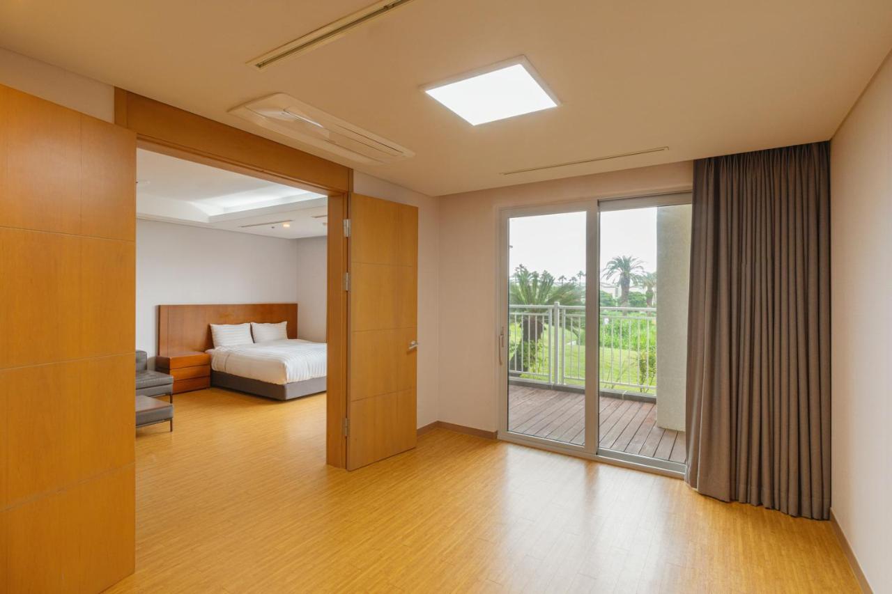 Sono Calm Jeju Hotel Seogwipo-stad Buitenkant foto