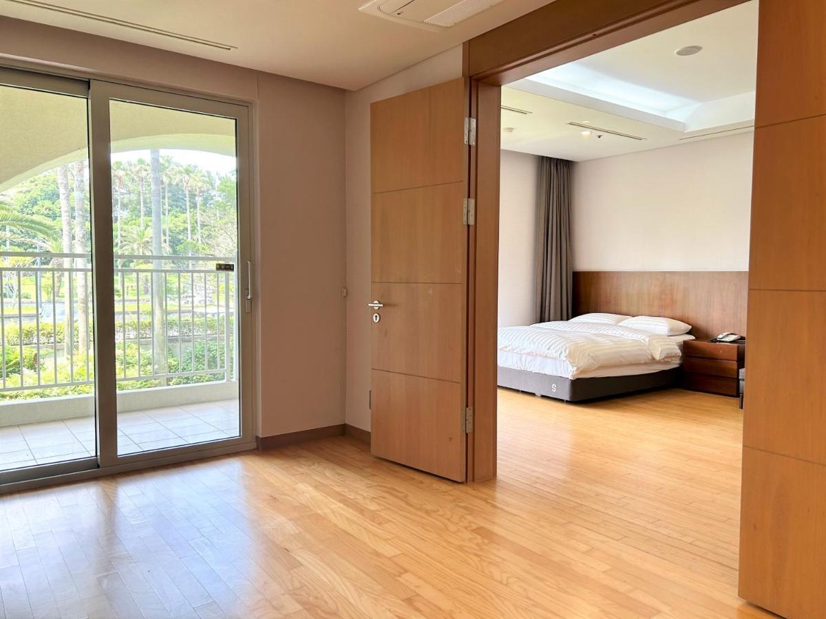Sono Calm Jeju Hotel Seogwipo-stad Buitenkant foto
