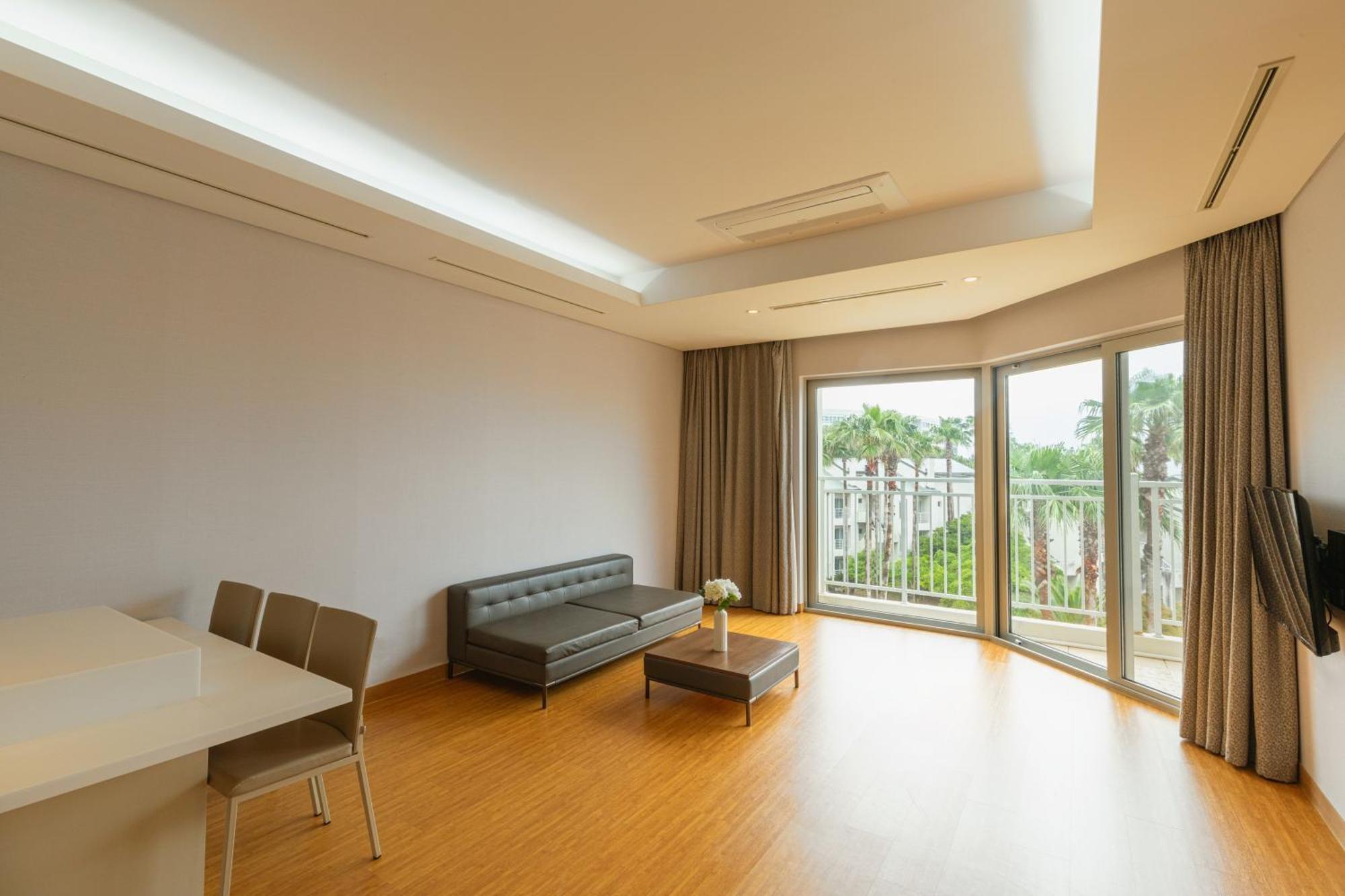 Sono Calm Jeju Hotel Seogwipo-stad Buitenkant foto