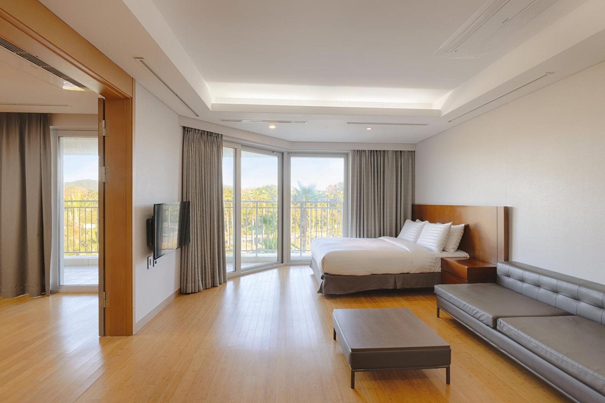 Sono Calm Jeju Hotel Seogwipo-stad Buitenkant foto